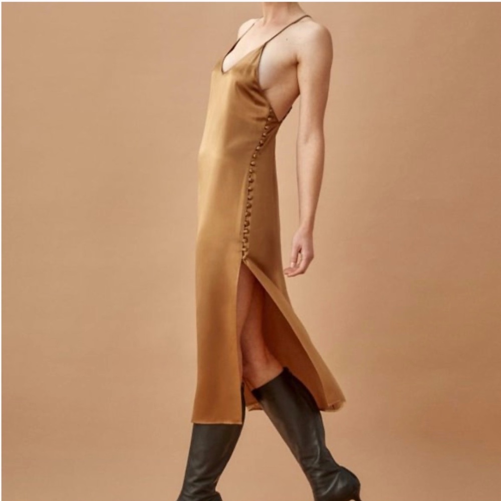 Reformation Jax Silk Slip Dress NWT Size 4 Butterscotch Side Slit Button Detail
